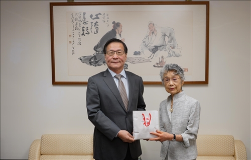 Strengthening Ties with Tsuda University, Japan