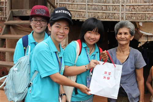 The 2014 TKU Summer Services Trip to Cambodia Takes Place