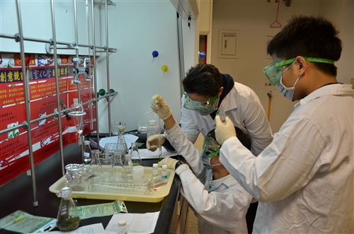 The Ninth Annual Chung Ling Chemistry Competition Takes Place On Tamkang Campus