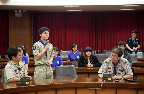 A Show of Gratitude from Meiji University