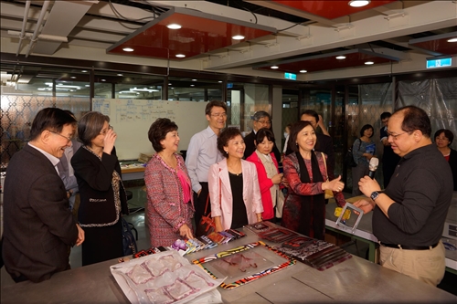 TKU Administrative Staff Take a Tour of GDI