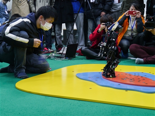 TKU Wins 6 Golds and Three Bronzes in the FIRA Robot Soccer Cup