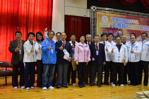 The 2014 Annual Junior College Kendo Competition Takes Place in the Shao-mo Memorial Gymnasium