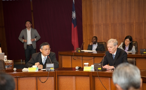 A Speech on Cross-Strait Relations by Dr. Bush