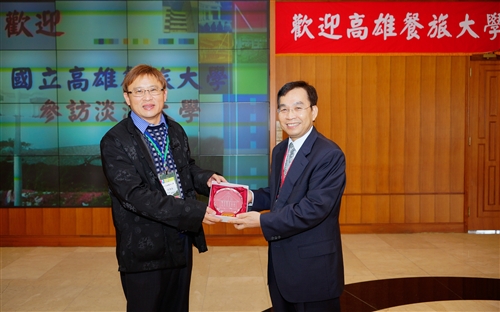 National Kaohsiung Univeristy of Hospitality and Tourism Comes to TKU for an Interview