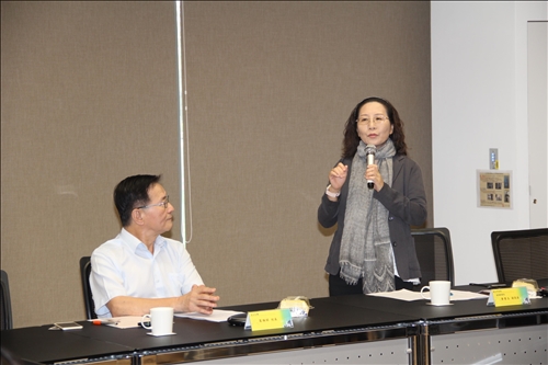 A Collaborative Project with AWS to Train Tamkang Students in Cloud Computing