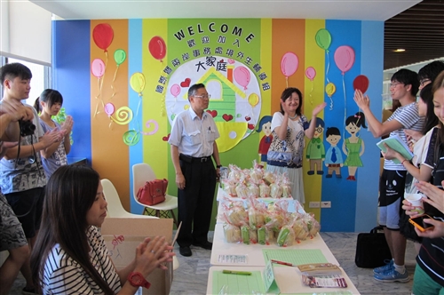 國際暨兩岸事務處舉辦「境外生中秋節茶會活動」。