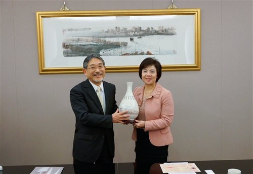 President of TUFS in Japan visits TKU for Academic Exchange