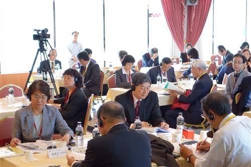 「2013年臺北大阪高等教育會議」在本校舉行。