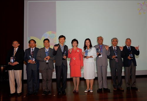 A ‘Thank You’ Banquet for Alumni