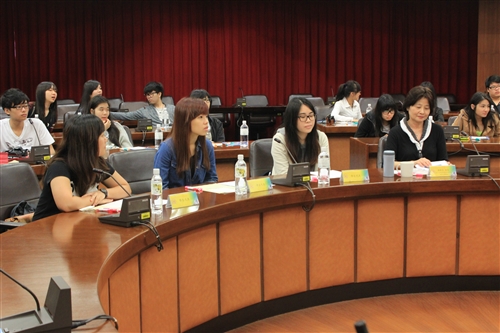 A Visit from HK High School Students