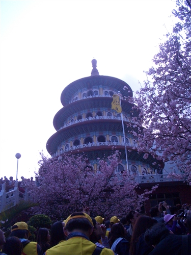 Serving the Community at Tian Yuan Temple