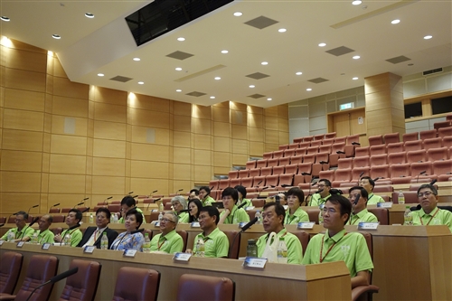Office of Human Resources Holds Seminar for New Department Heads for 2013 Academic Year