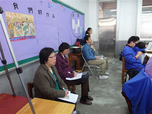 The Center for Teacher Education Encourages Alumni