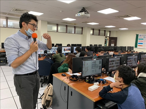 Metaverse Introduction, Science Popularization, and Personal Branding, High School Camp Presenting the Diversity of Tamkang