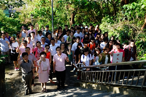 New Students Enter Campus Old School