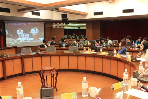 A Visit from HK High School Students