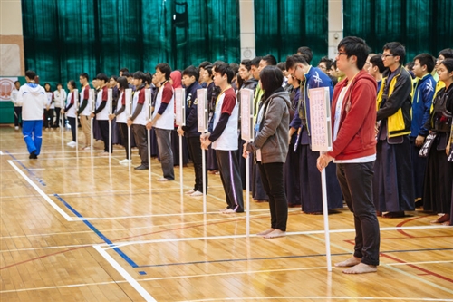 The 2014 Annual Junior College Kendo Competition Takes Place in the Shao-mo Memorial Gymnasium