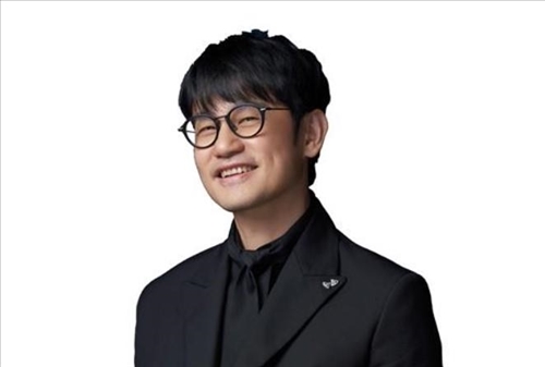 三金榮耀 會計系友 陳建騏「同款」活出創作養分