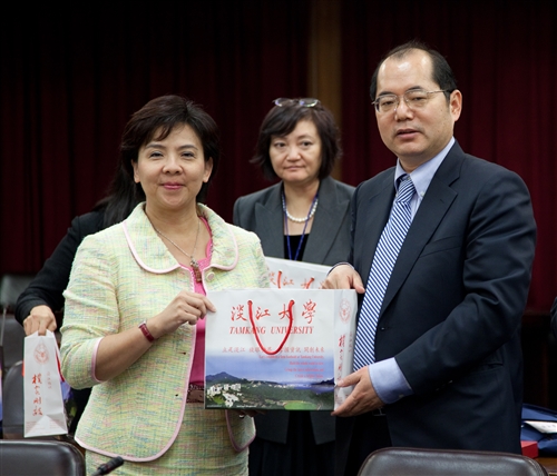 An agreement inaugurating a new sister school relationship
