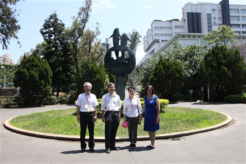 A Tri-School Leadership Seminar