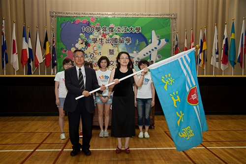 A Flag Ceremony to Farewell Tomorrow’s Global Citizens