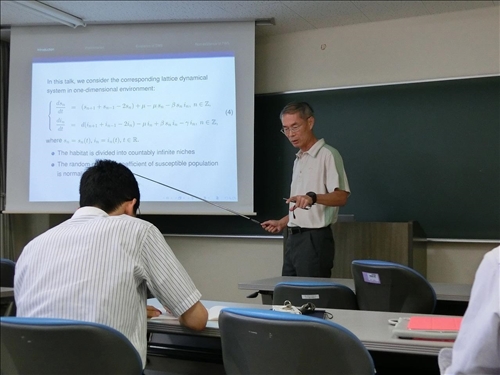 Dr. Guo Wins Outstanding Research Award
