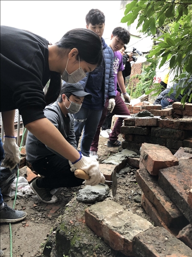 A Restoration Project Giving Tamsui a New, More Inviting Facade