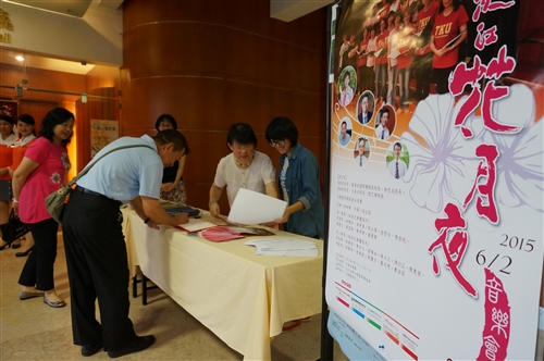 The Female Faculty Association Brings Charming Performance in Celebration of Giving