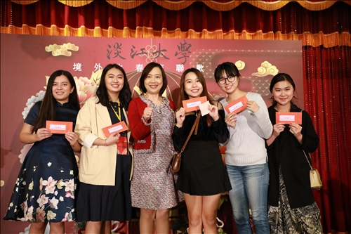 TKU Holds the Lunar New Year Gala for Foreign Students