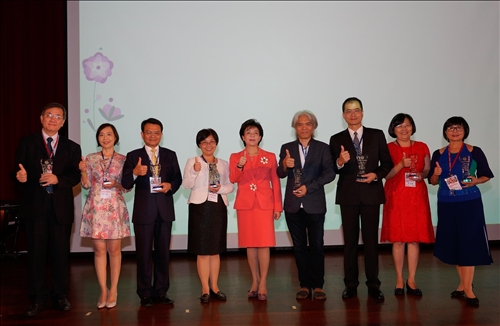 A ‘Thank You’ Banquet for Alumni