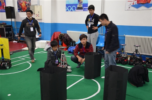 TKU Wins 6 Golds and Three Bronzes in the FIRA Robot Soccer Cup