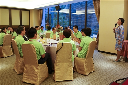 Office of Human Resources Holds Seminar for New Department Heads for 2013 Academic Year